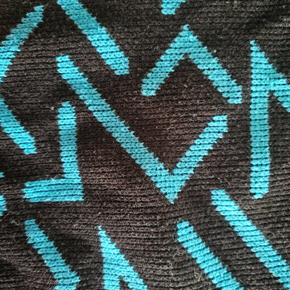 Vintage Eber Black and Blue Geometric 80s/90s Sweater Size Large - Picture 4 of 10